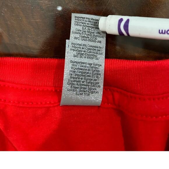 GILDAN ANIMAL CROSSING Lloid Red Short Sleeve Tee Size M - Picture 5 of 5